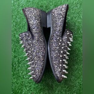 Antonio Cerrelli
Purple / Metallic Silver Spiked / Glittered Slip-On 6788 Size 9